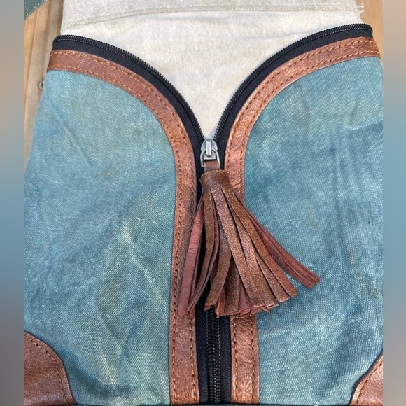 Mona B Cross City Ocean Canvas Tassel Detail Leather Crossbody Bag - Picture 2 of 11